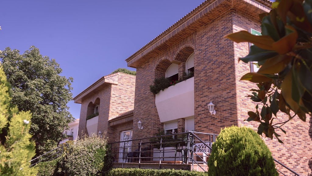 Nuestra Sra. de La Antigua, Residencia Geriatrica — Exterior