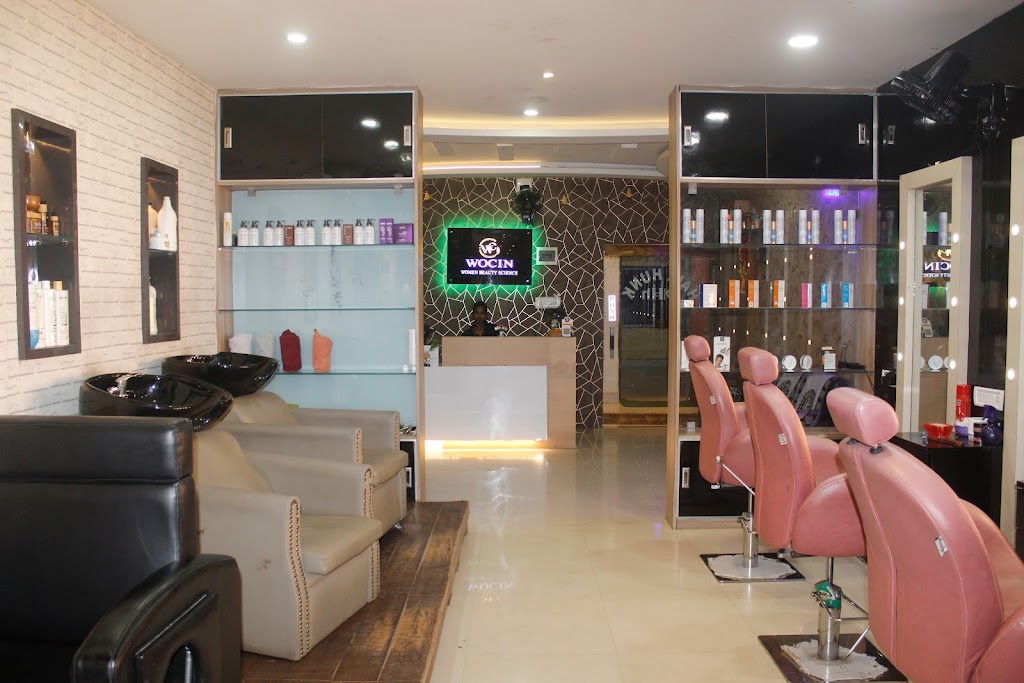 Hair Hunks Unisex Family Salon And Makeup Studio Best Salon Parlour Beauty Parlour In Cuttack Makeup Studio In Cuttack