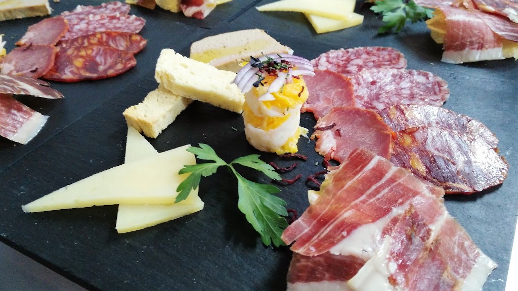 Restaurante Plaza de Toros — Comida y bebida