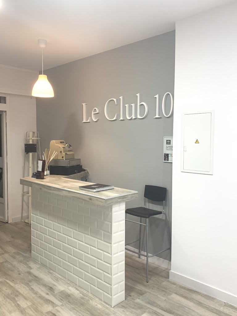 Peluqueria Le Club 10 Salon de Corte