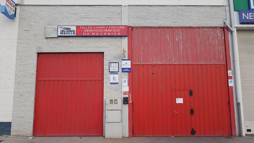 Automocion Trujillo — Exterior