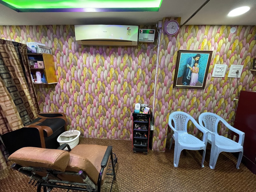 Vineena Beauty Parlour