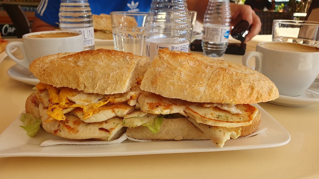 Cafe Las Caracolas — Cafe