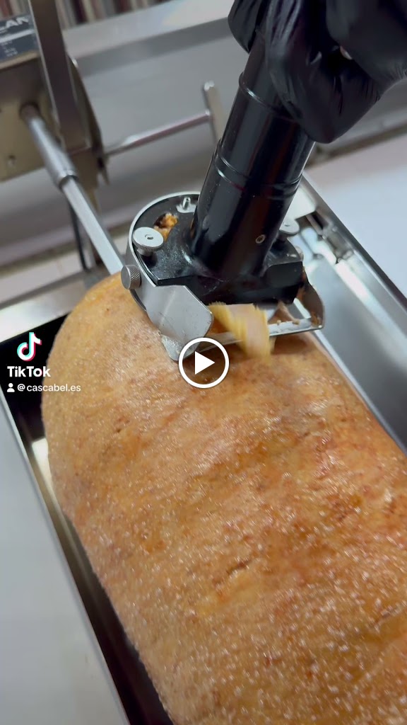 Cascabel Kebab & Burger — Videos