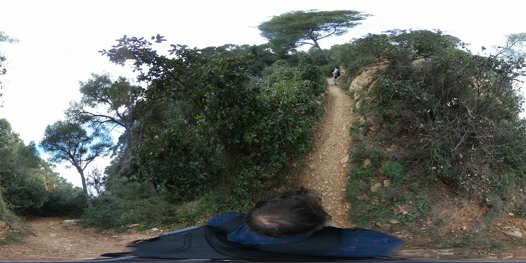 Cami de ronda Tamariu - Far de Sant Sebastia — Street View y 360deg