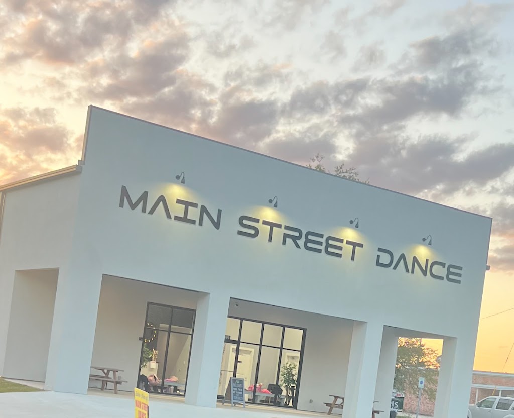  Main Street Dance