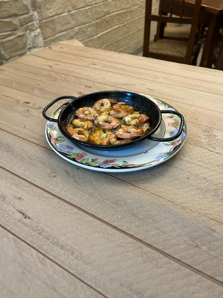 Meson La Parra — Comida y bebida