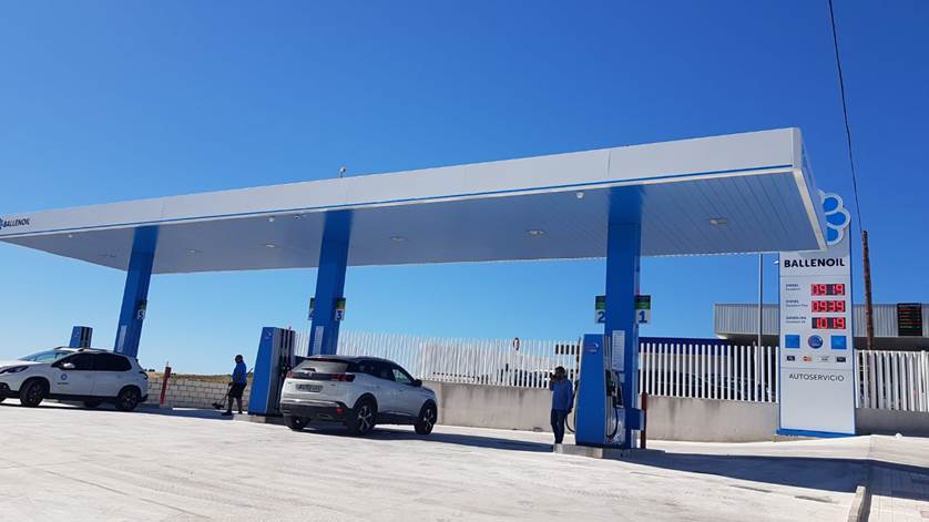 Ballenoil Estepona 2 — Del propietario
