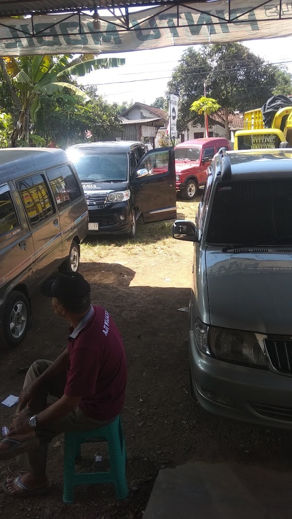 SPESIALIS PINTU MOBIL