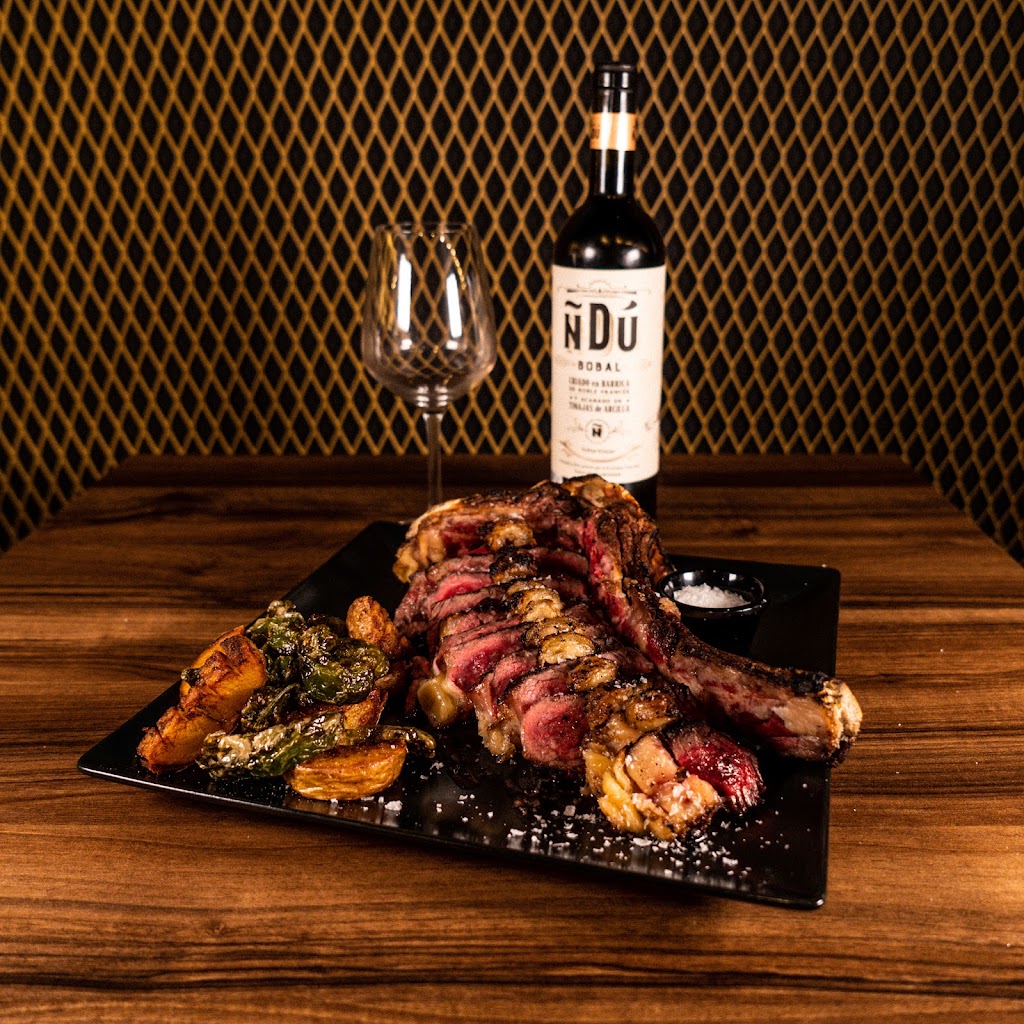 D-COW Gandia — Comida y bebida