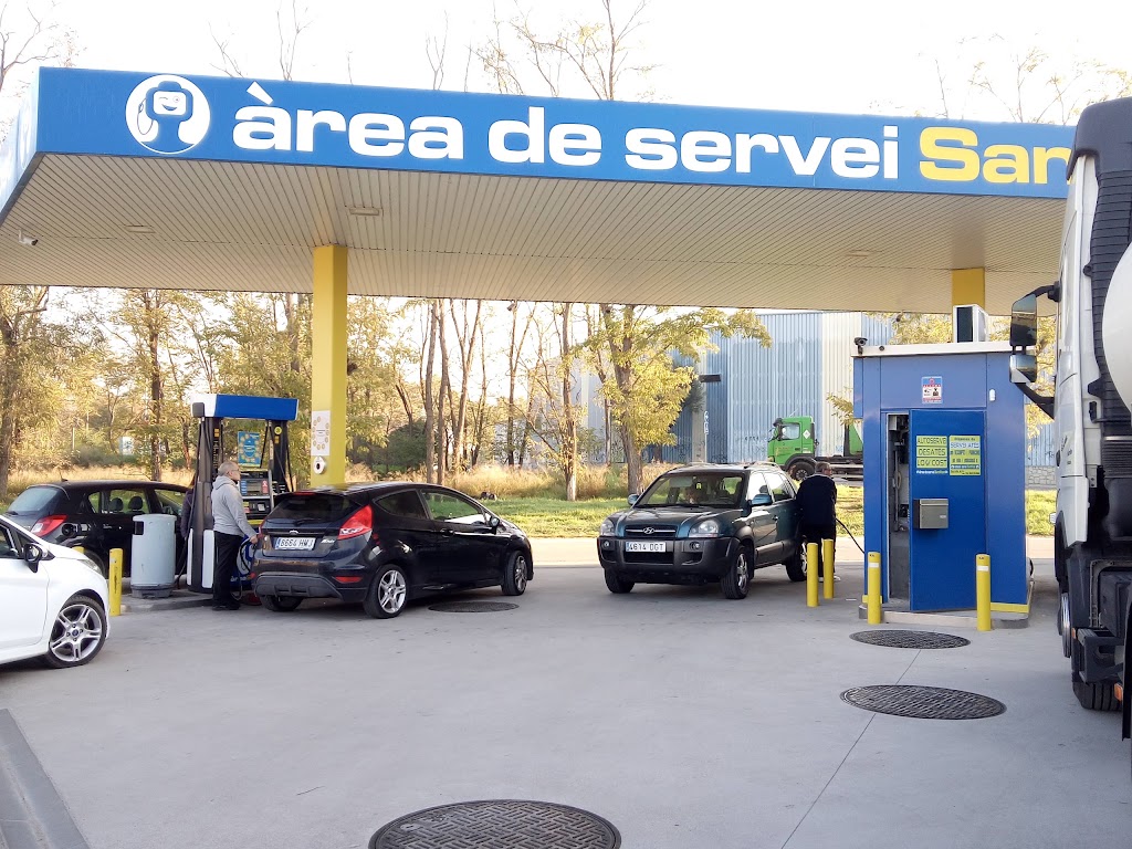 VILACARBURANTS, Area Serveis Sant Fost — Estacion de servicio