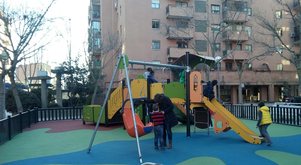 Parque Infantil Sector Literatos