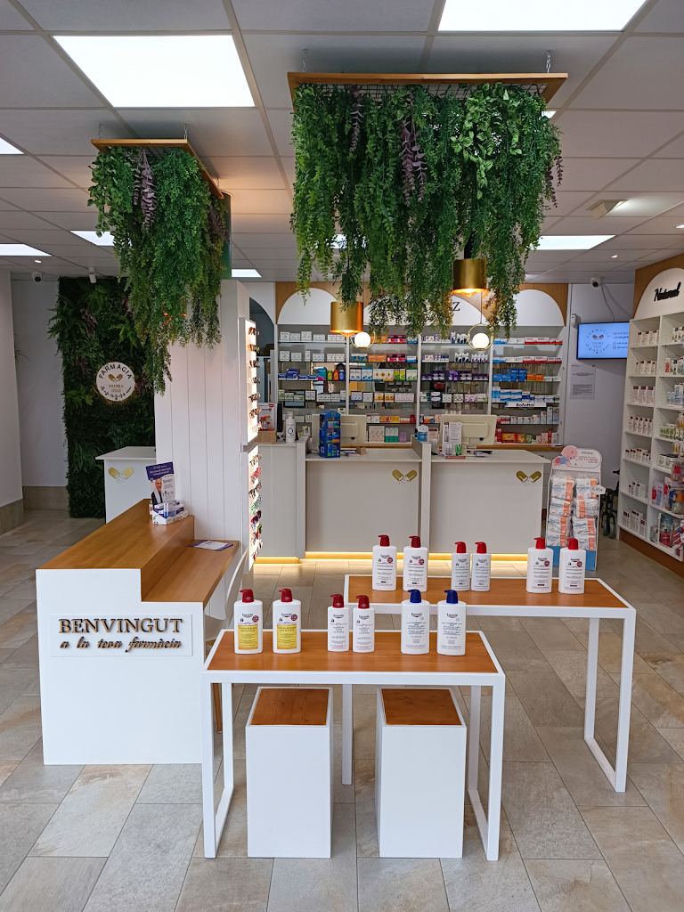 Farmacia Yanira Diaz — Del propietario