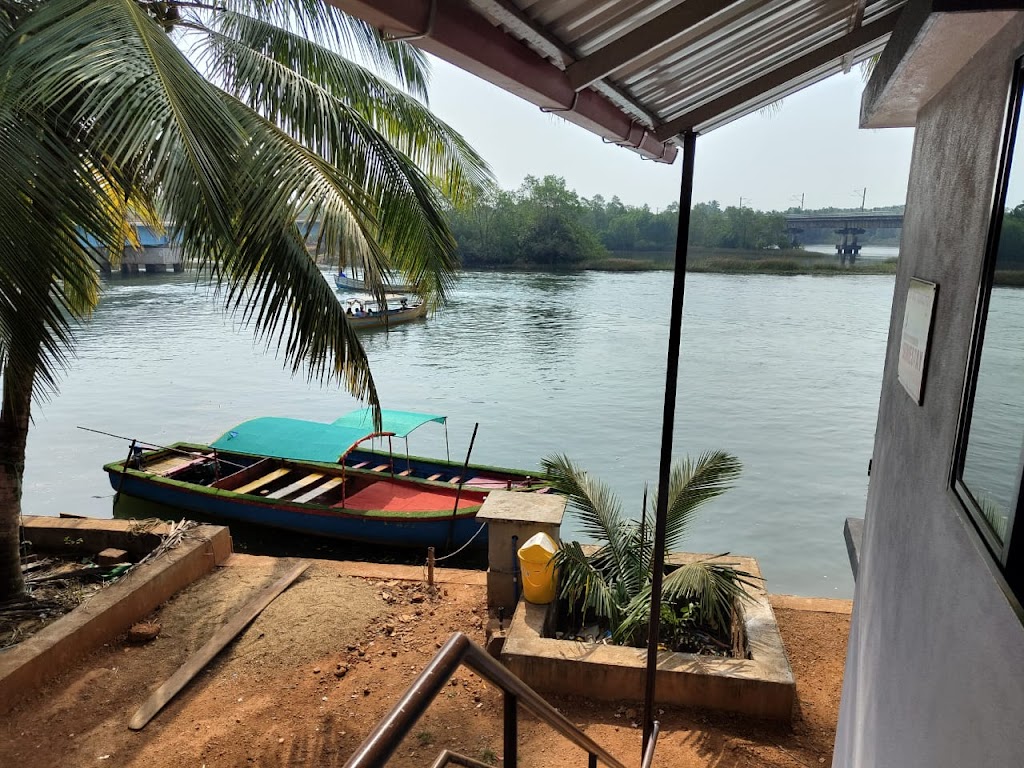 Ark Angel Homestay And Boating