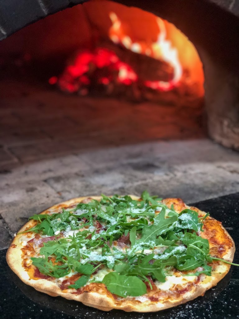 Pizzeria Malevo Lloret de mar — Comida y bebida