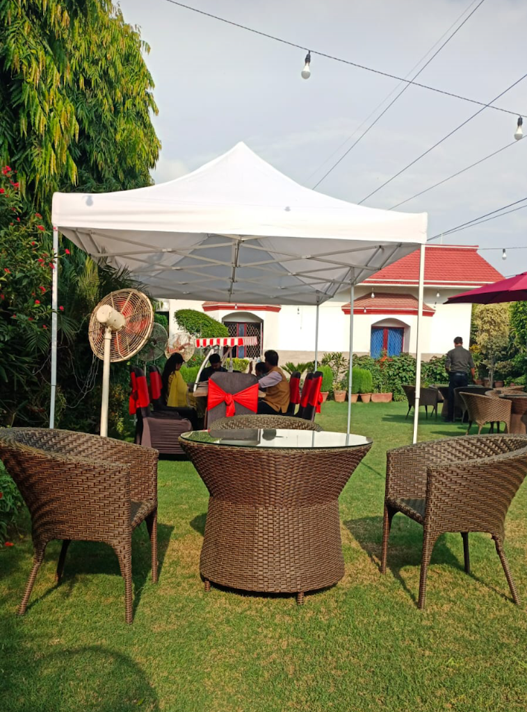 Qooks Courtyard