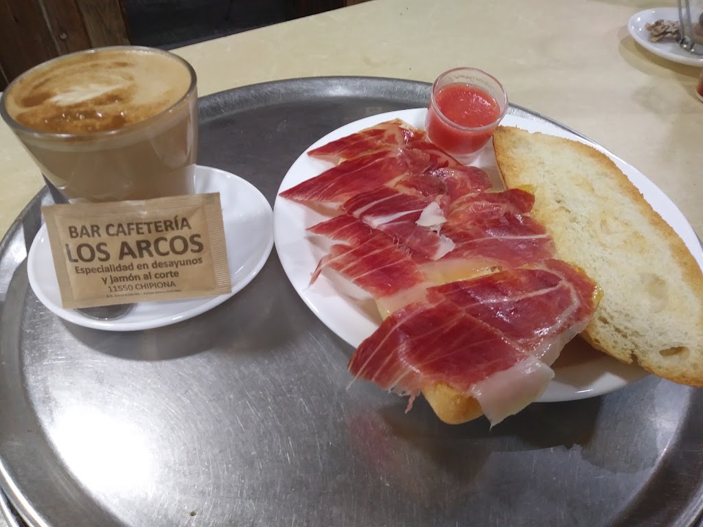 Cafeteria Los Arcos — Cafe