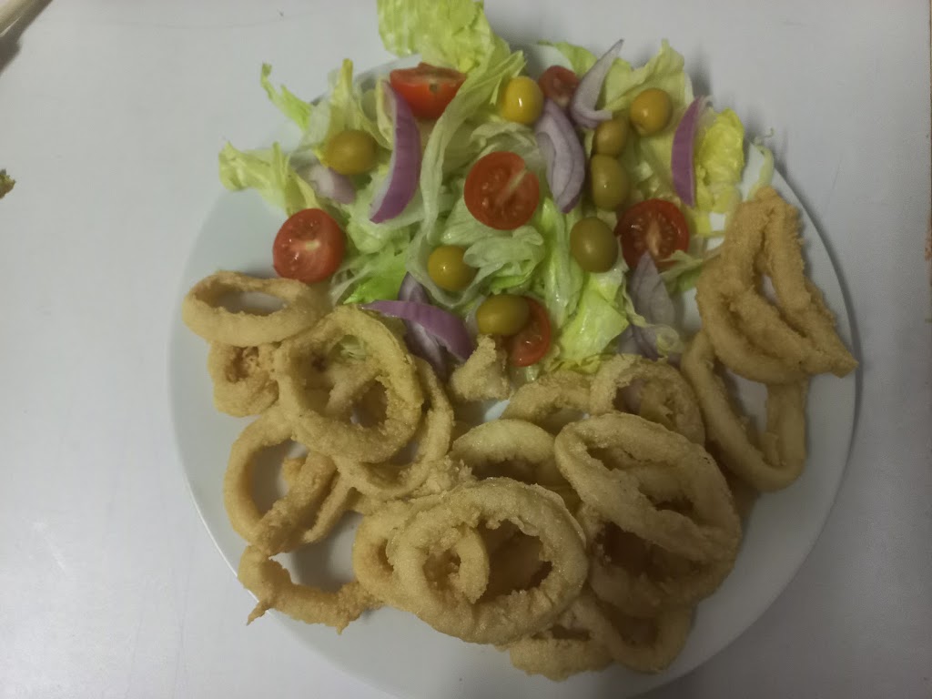 Cafe Bar Mimi — Comida y bebida