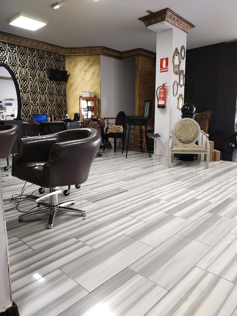 Gustavo Gutierrez — Interior