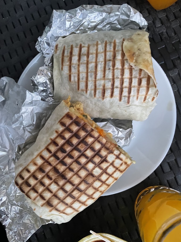 Hicham Tacos — Comida y bebida