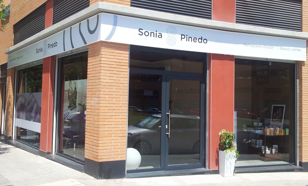 Sonia Pinedo Beauty Center — Exterior
