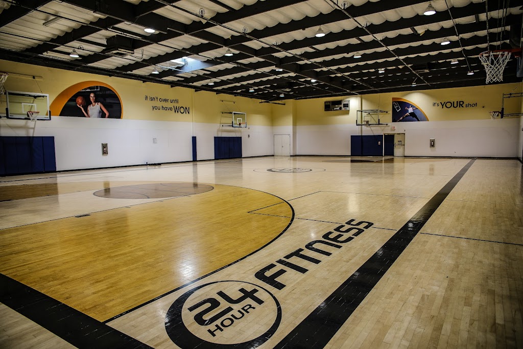  24 Hour Fitness