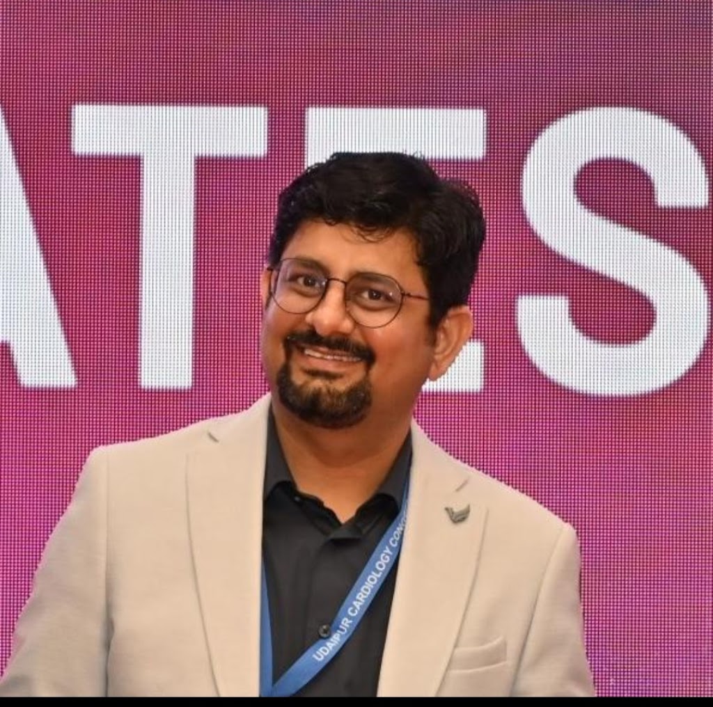 Dr. Dr Danny Manglani Dm Aiims New Delhi Best Cardiologist Neptune Heart And Imaging Centre