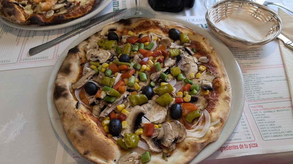 Pizzeria La Mamma 2 — Pizza