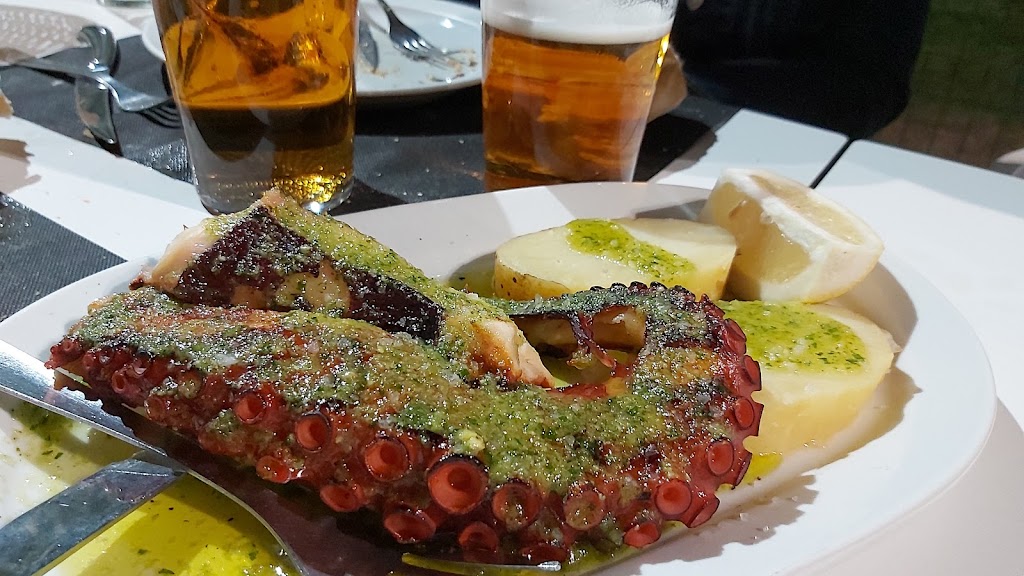 Restaurante Barbacoa Boadilla — Comida y bebida