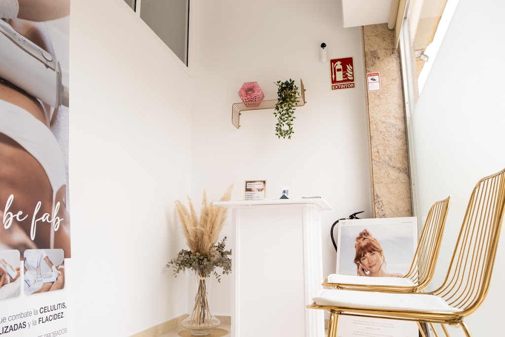 Vicky Estetica Jazba — Del propietario
