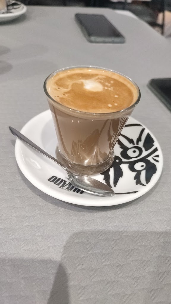 Petit comite elda — Cortado