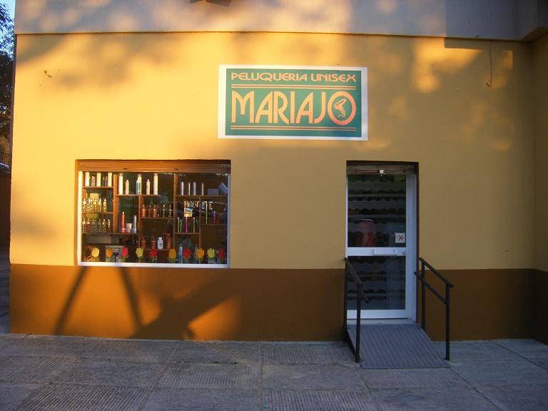 Salon de Belleza Mariajo — Exterior