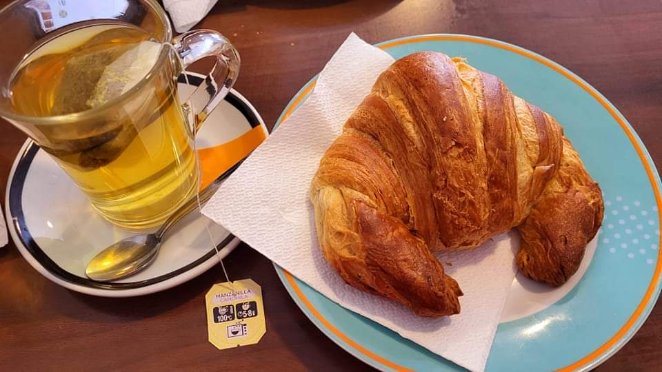 BAR AL PAN,PAN Y AL VINO, VINO