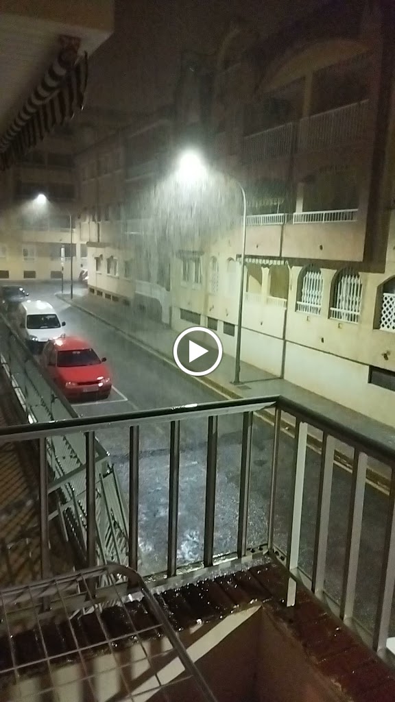 Restaurante Dos Hermanos — Videos