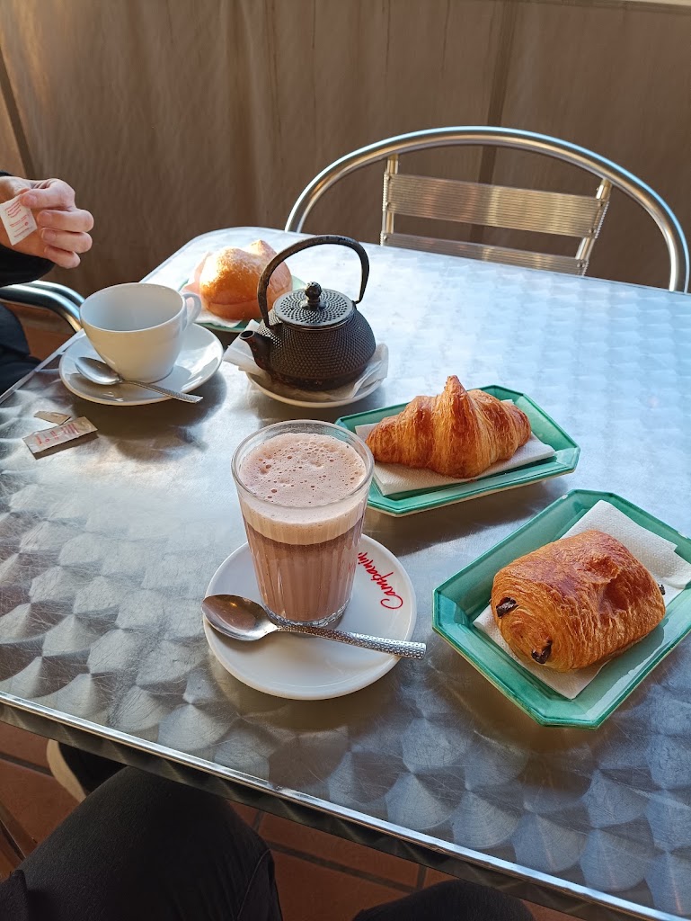 Restaurant Brioche Cafe — Cafe