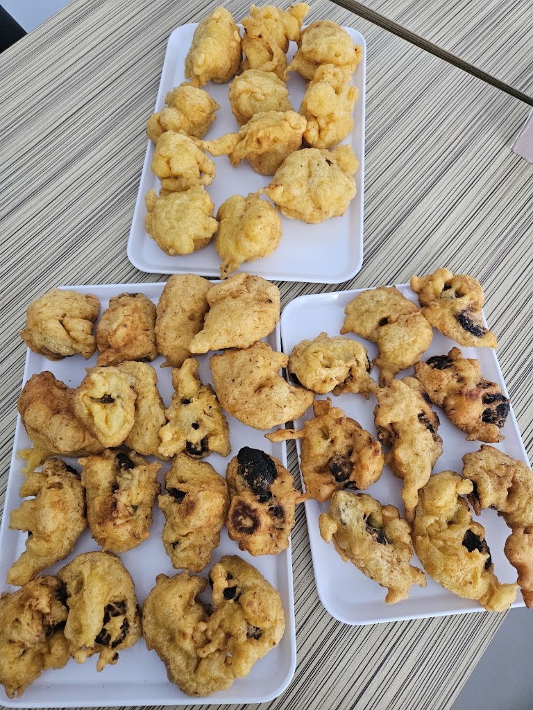 Cafeteria Bocateria Bonkfe — Comida y bebida