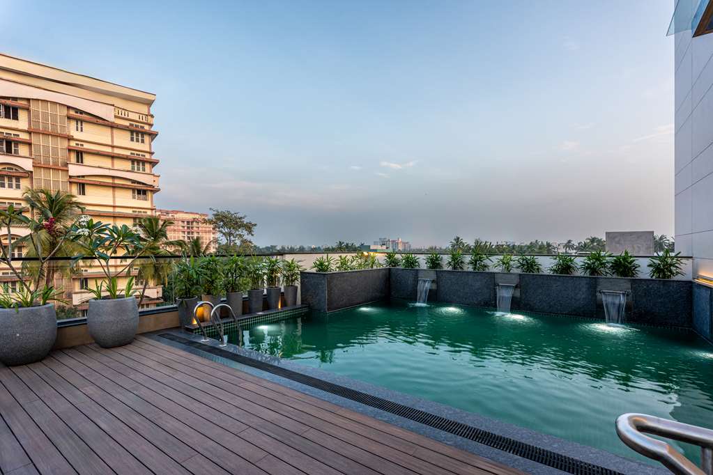 Park Inn Suites By Radisson Thrissur East Fort