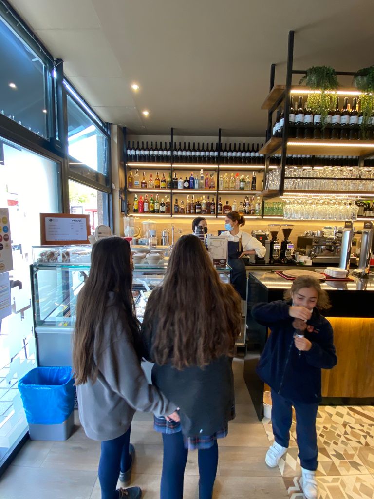 EXQUISITECES SOLIS APARICIO — Del propietario