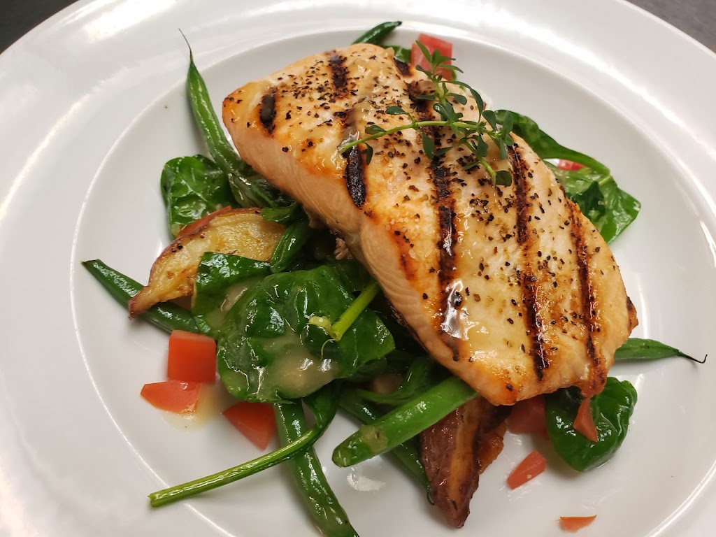  Shamrock Pub N' Eatery