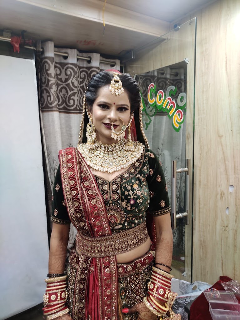 Kashish Beauty Parlour