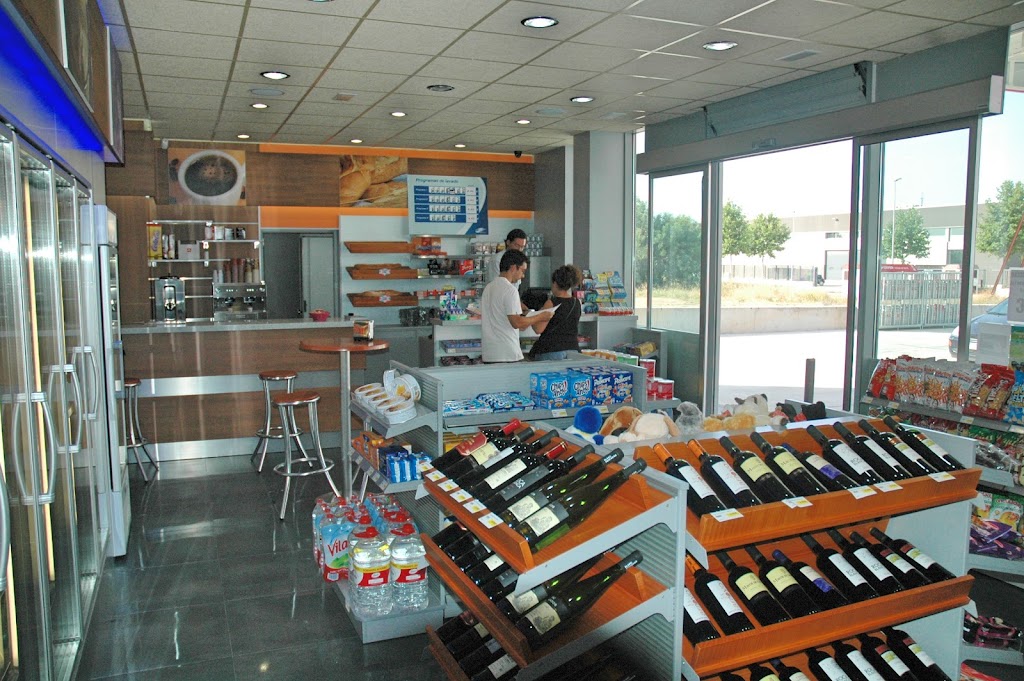 Alas Estaciones Vila-Seca — Interior