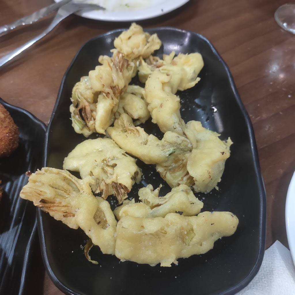 Bar TAPAS 59 — Comida y bebida