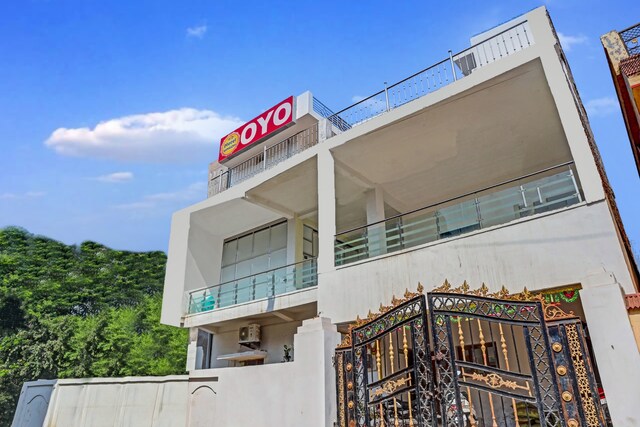 Hotel O Samridhi