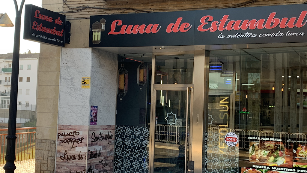Luna de Estambul Monzon Huesca