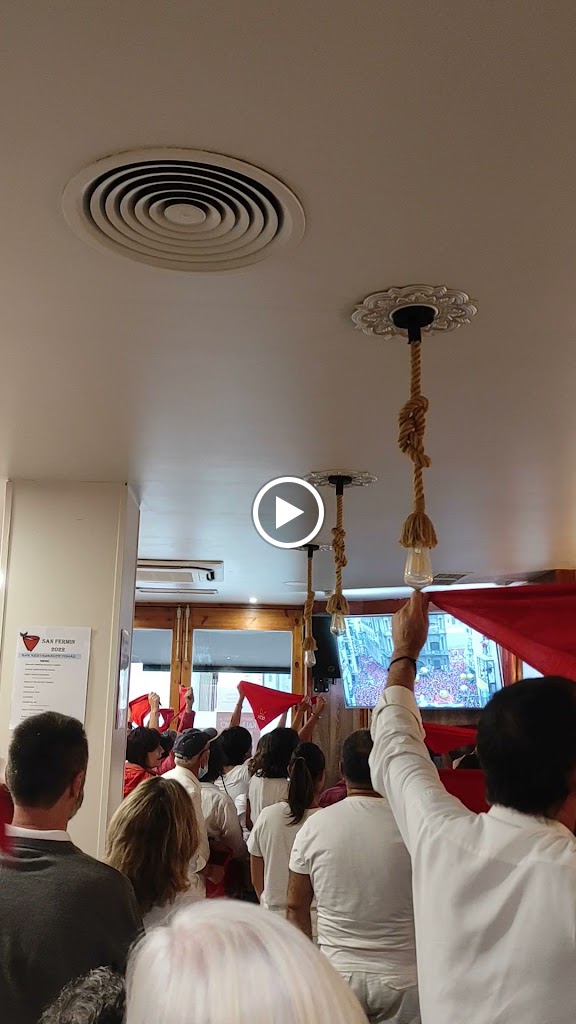 BAR RESTAURANTE TOMAS — Videos
