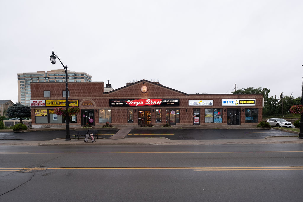 Family restaurant in Milton