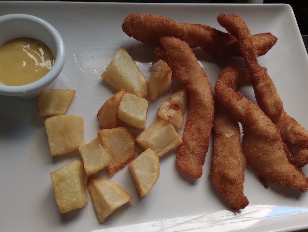 Taberna Fuxion — Comida y bebida