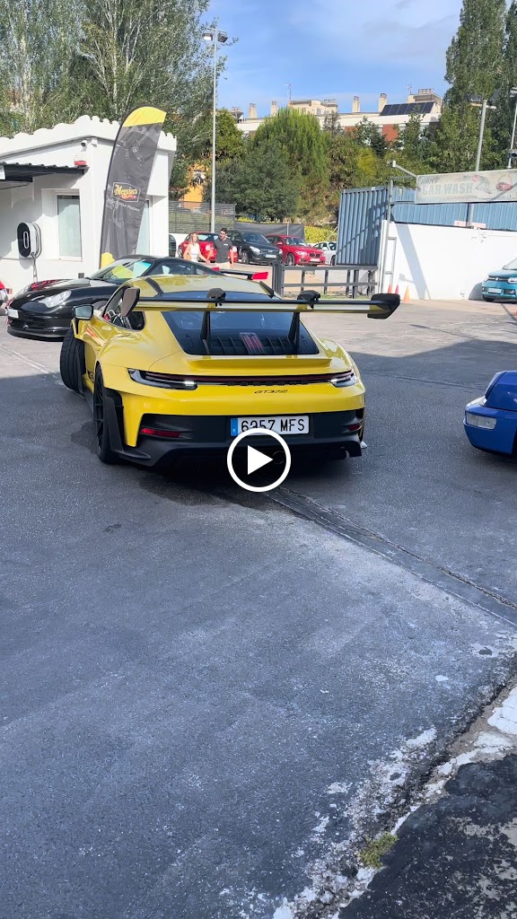 Centro Porsche Sant Cugat — Videos