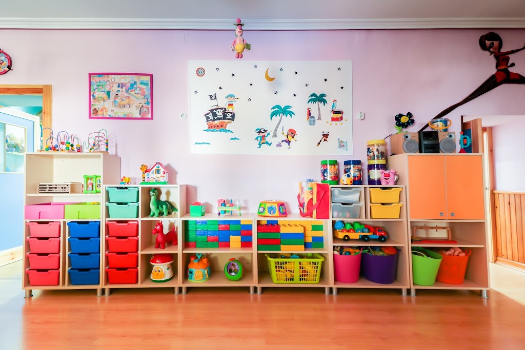 Centro De Educacion Infantil "La Tata" — Escuela