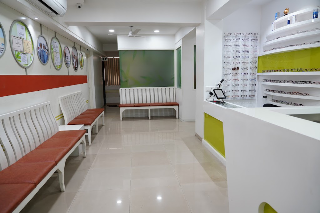 Dr Aaphale S Eye Hospital